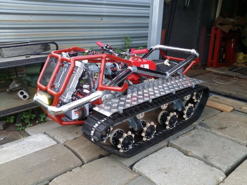 Вездеход "е-БАХЕР" ЧЕЧЕЖИ