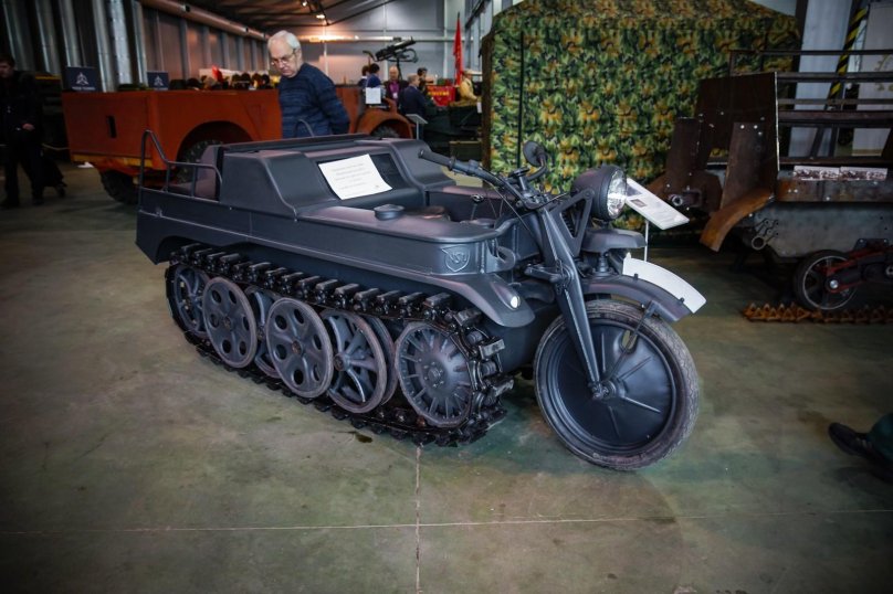 Гусеничный мотоцикл SDKFZ 2