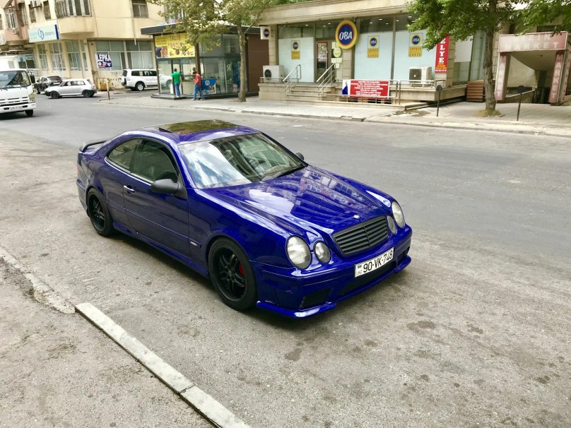 Мерседес w208 AMG
