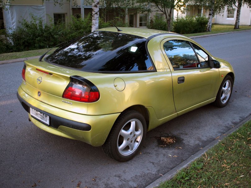 Опель тигра 2000