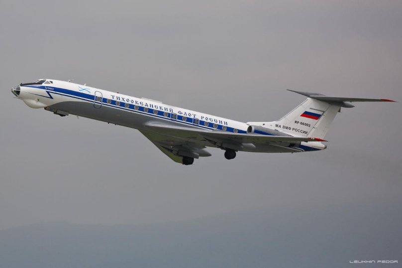 Ту-134 пассажирский самолёт