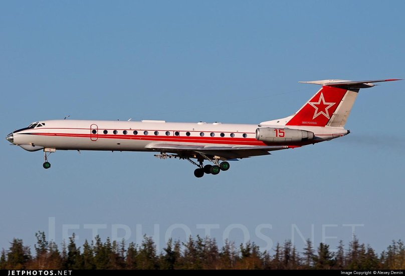 Ту 134 красный