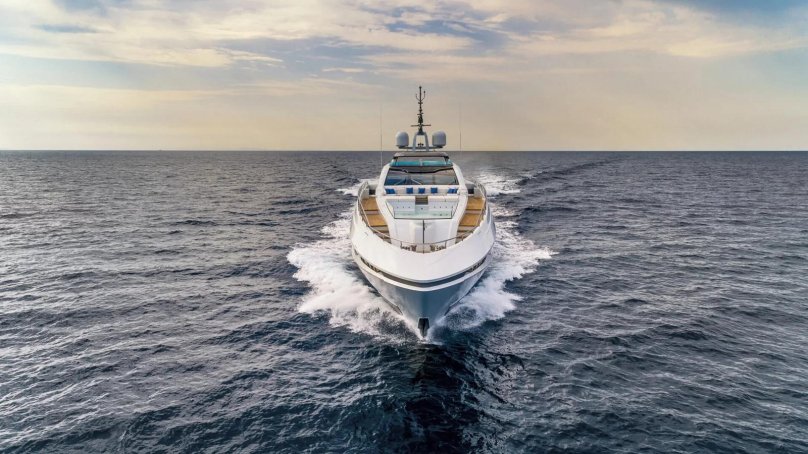 Mangusta 104 Rev яхта