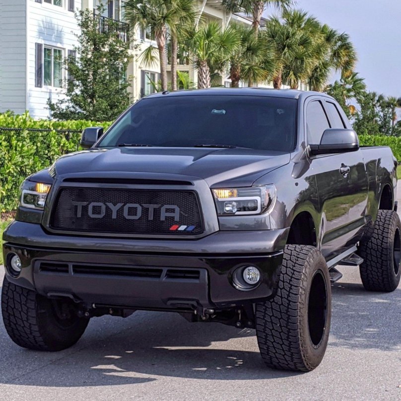 Toyota Tundra 2010