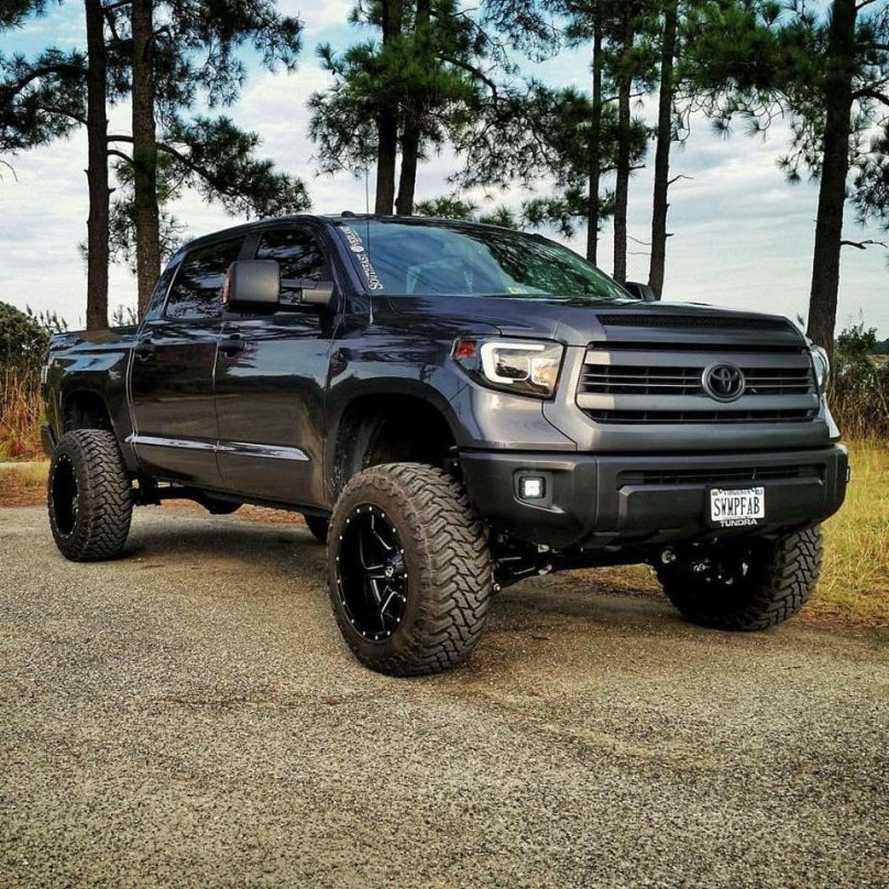 Тойота тундра