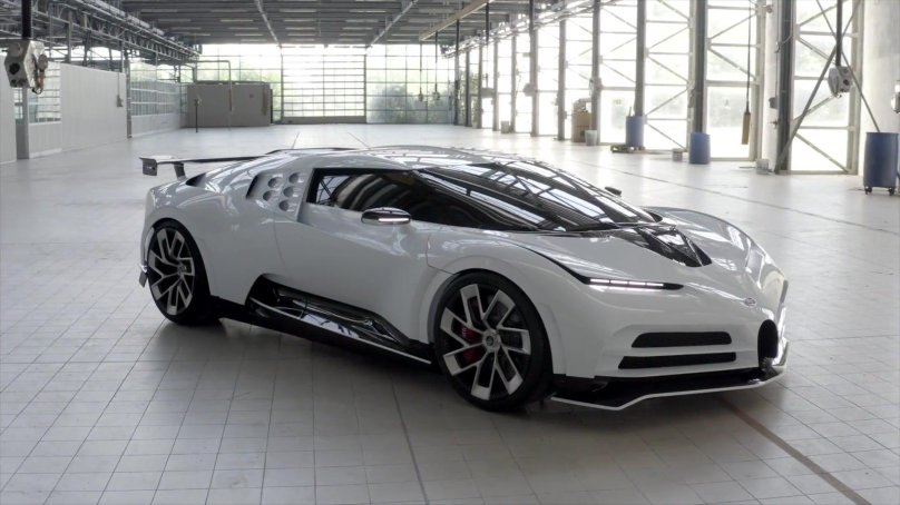 Бугатти Centodieci 2022