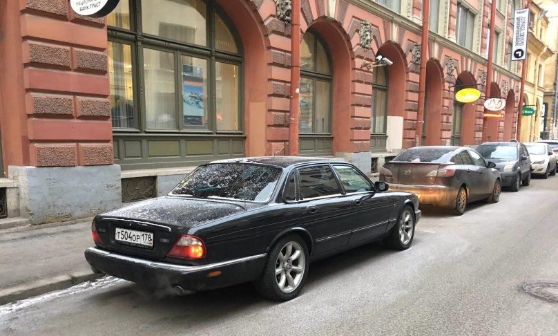 Jaguar XJR x308
