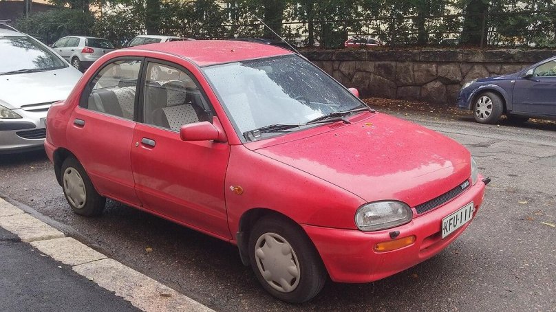 Mazda 121 1.3 МТ, 1992,