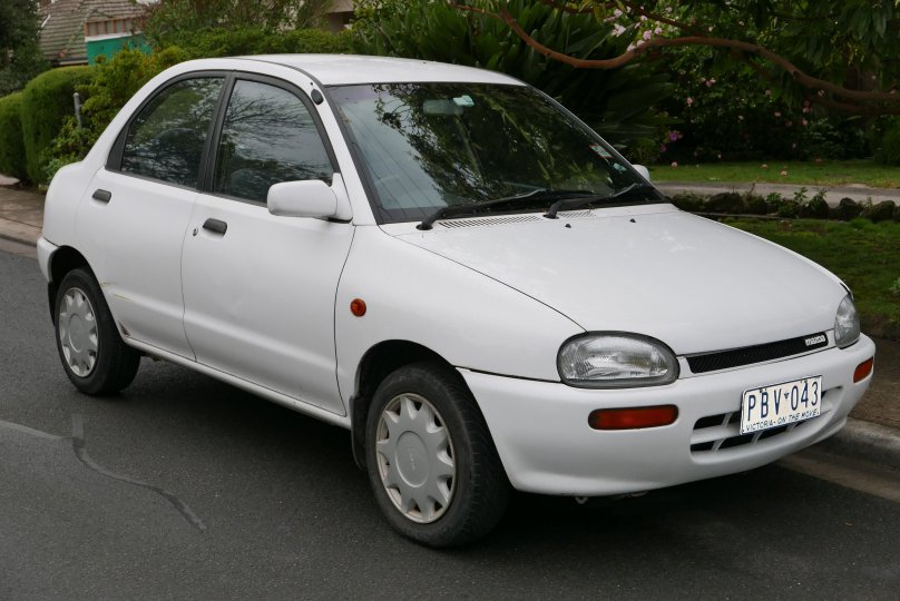 Mazda 121 III