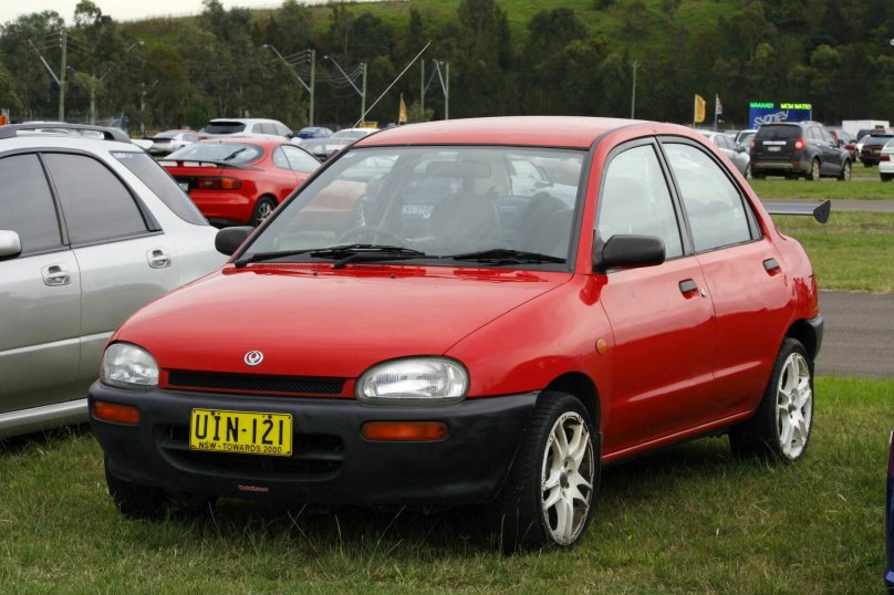 Mazda 121 кабриолет