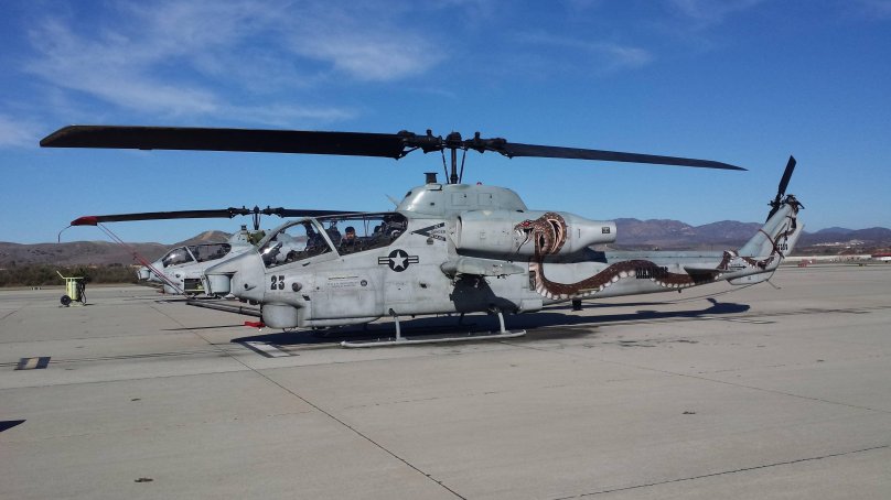 Вертолет Ah-1w "супер Кобра"