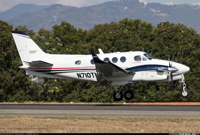 King Air c90
