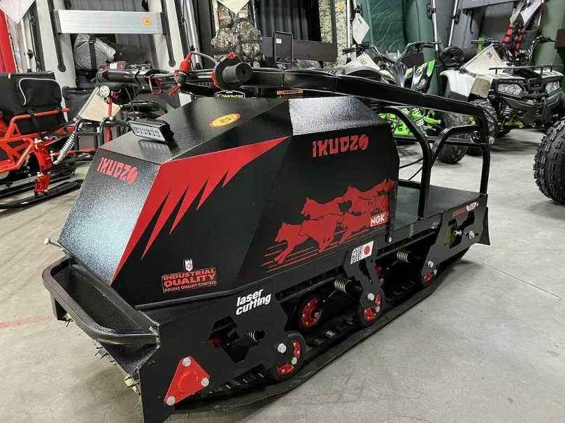 Ikudzo Hunter снегоход