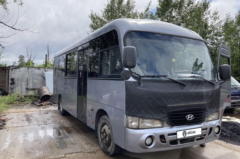 Hyundai HD (LWB) County