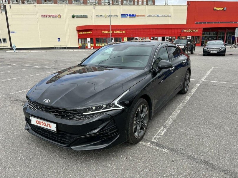 Kia k5 черная