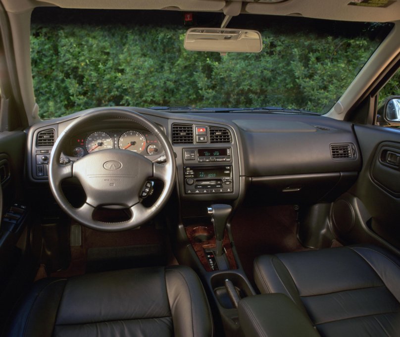 Infiniti g20 2001