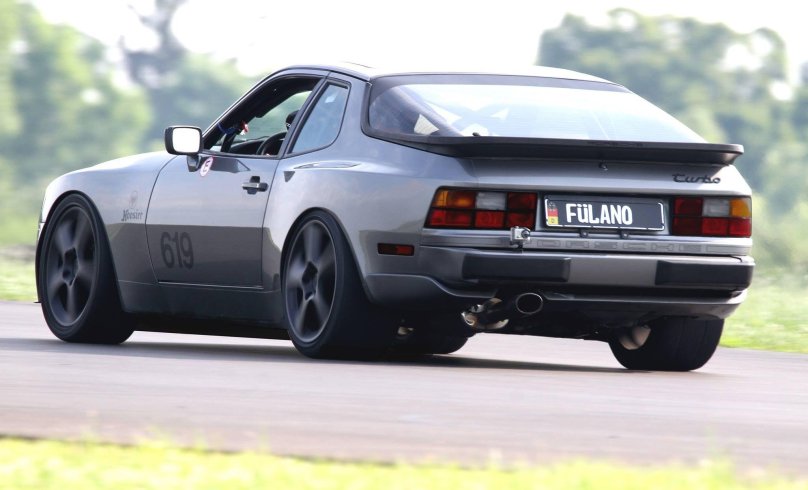 89 Porsche 944 Turbo