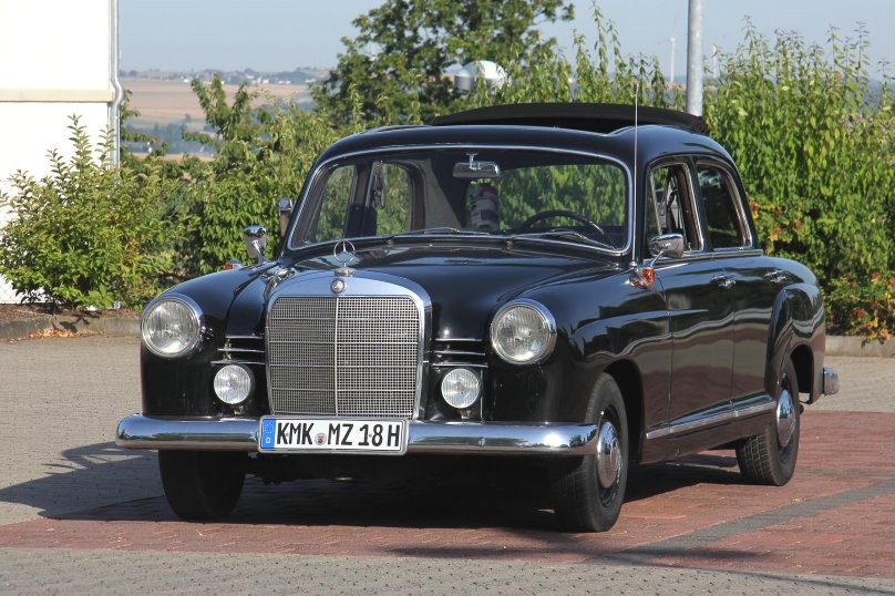 Mercedes-Benz w180