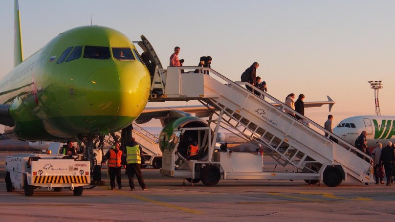 Воздушный пассажирский транспорт