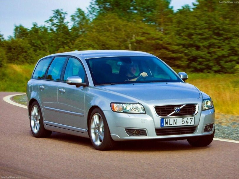Вольво v50 универсал