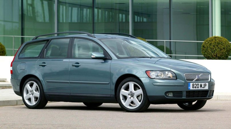 Volvo v50 2004