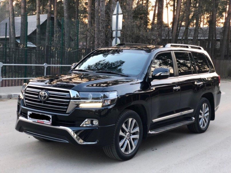 Toyota Land Cruiser 200 Рестайлинг 2