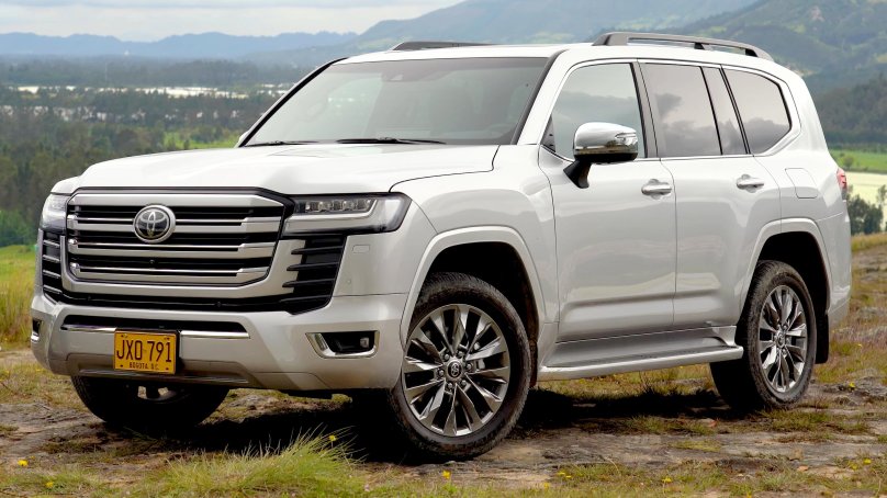 Toyota Land Cruiser 300 2021