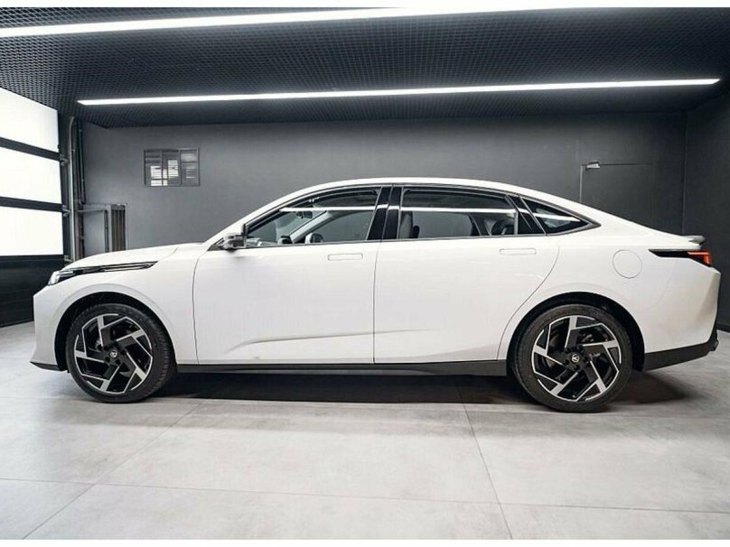 Changan Lamore 1.5 DCT 180hp 2wd