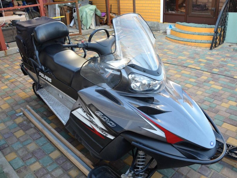 Снегоход Поларис IQ 600