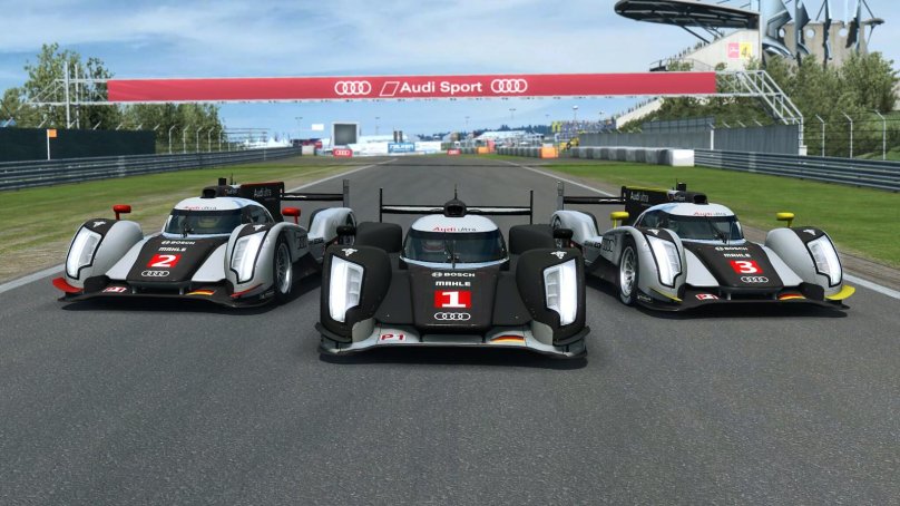 Audi r18 gtr2