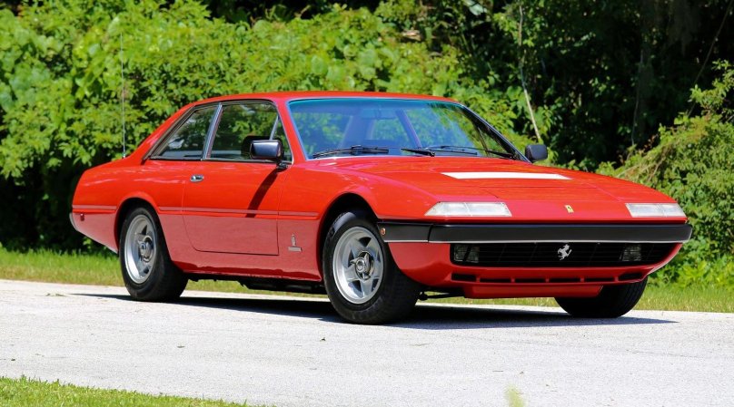 Ferrari 365 gt4 2+2