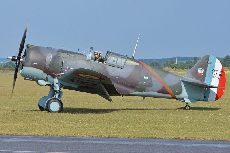 Кертисс Хок 75