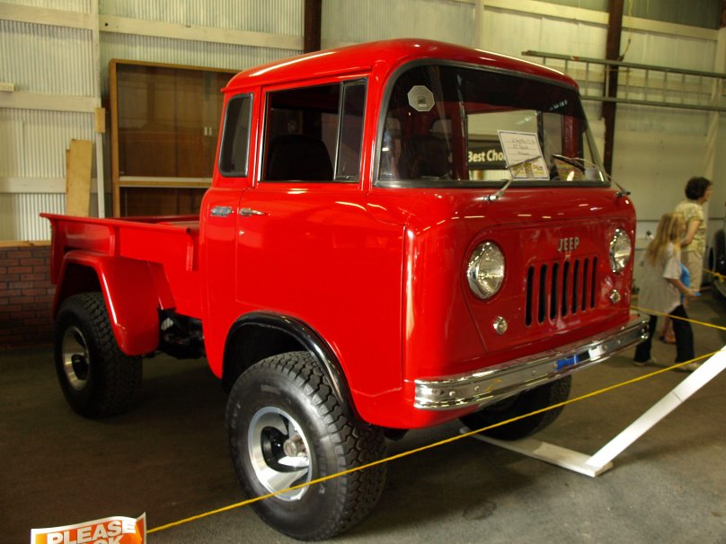 Jeep forward Control машина