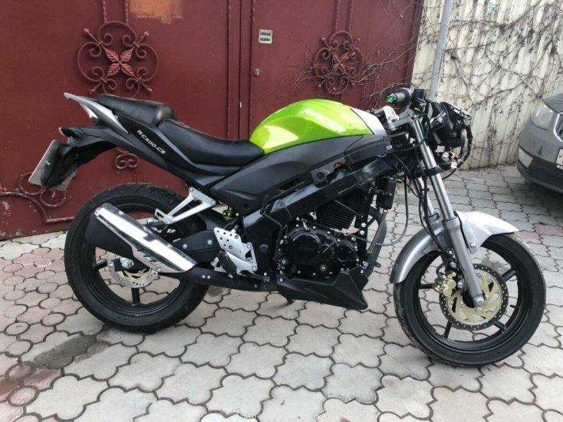 Рейсер скайвей 300 черный