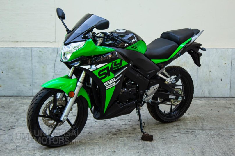 Racer SKYWAY rc300cs