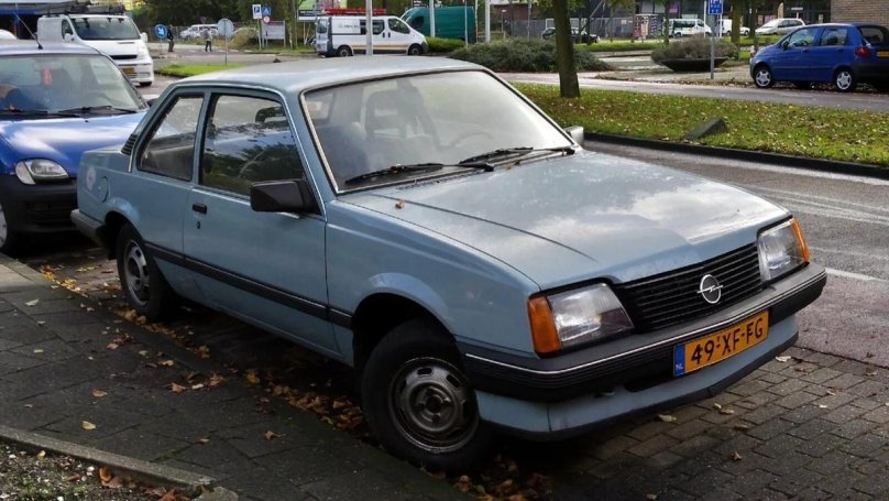 Опель Аскона 1983
