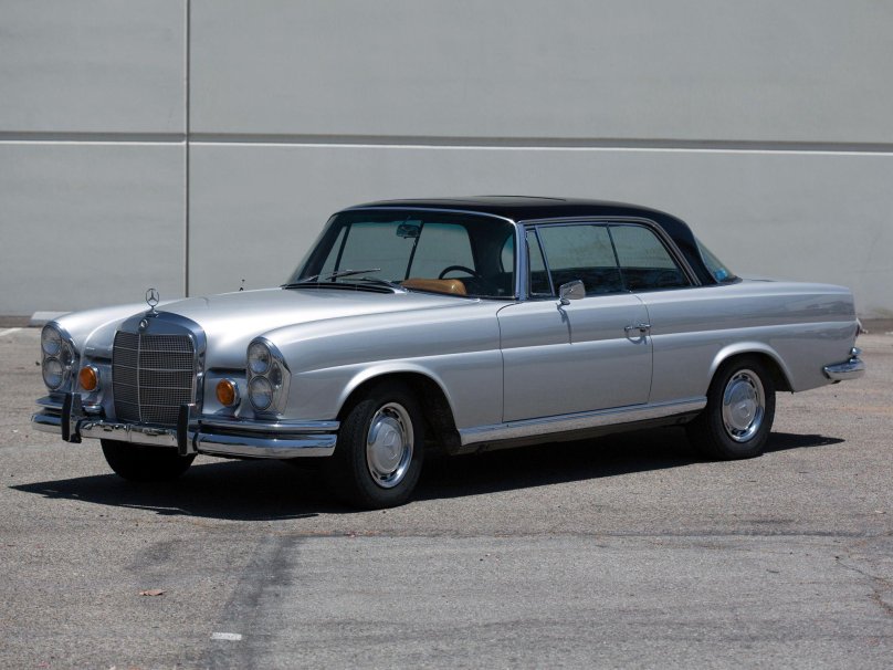Mercedes-Benz w112 300se