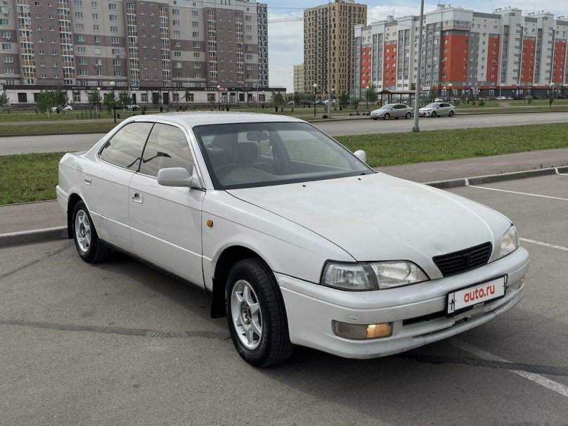 Toyota Vista IV (v40)