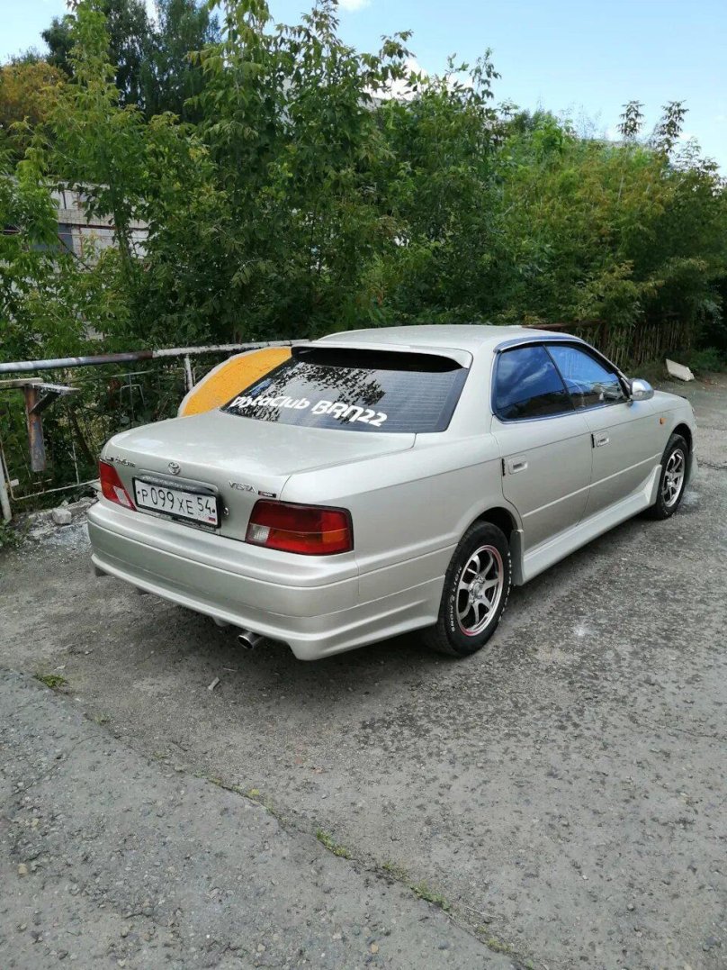 Тойота Виста кузов св 40