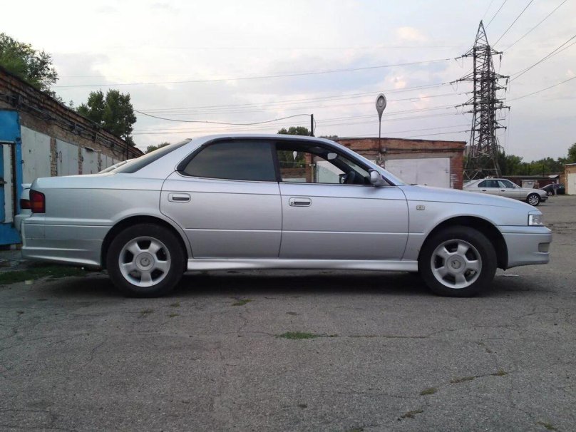 Тойота Виста sv40