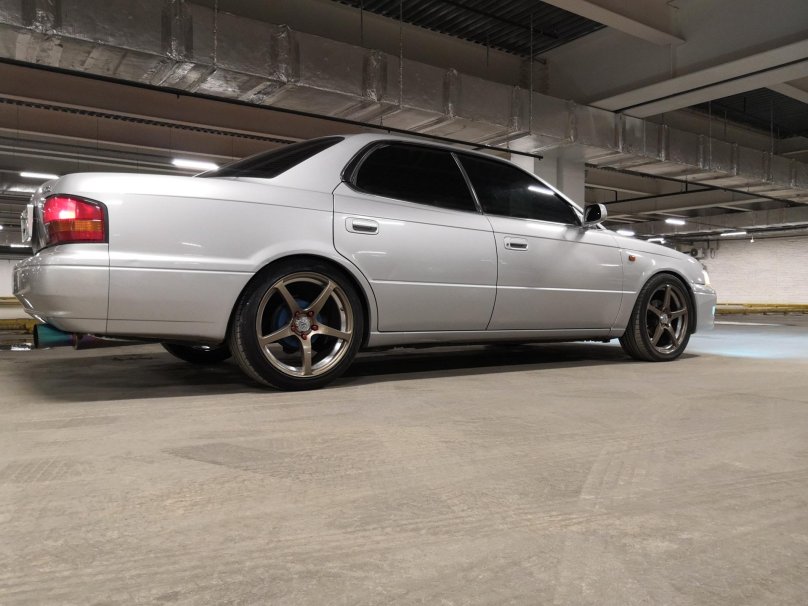 Диски на Toyota Vista sv40