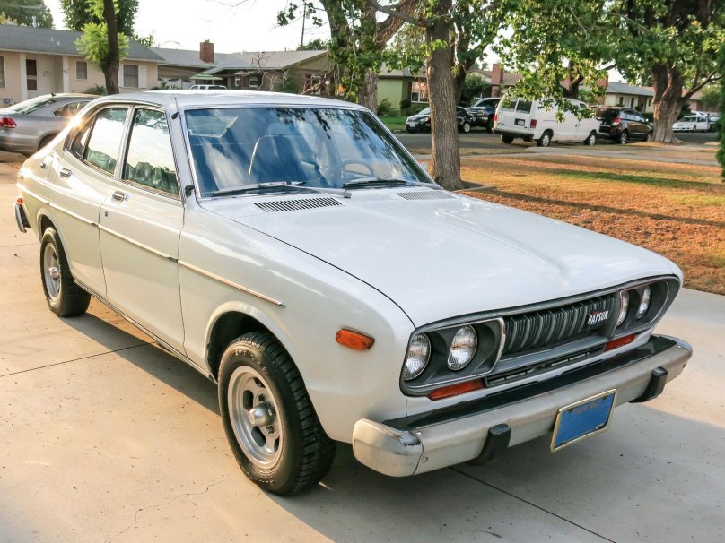 Nissan Datsun 1974