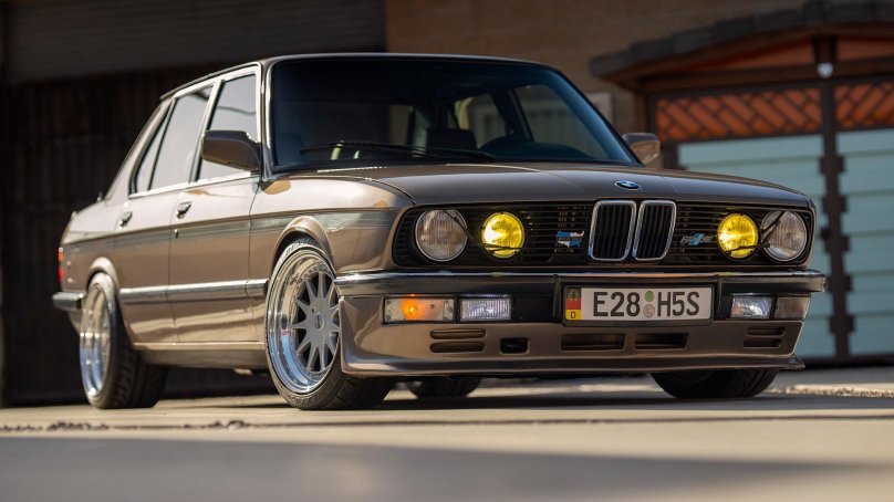 BMW e28 525i