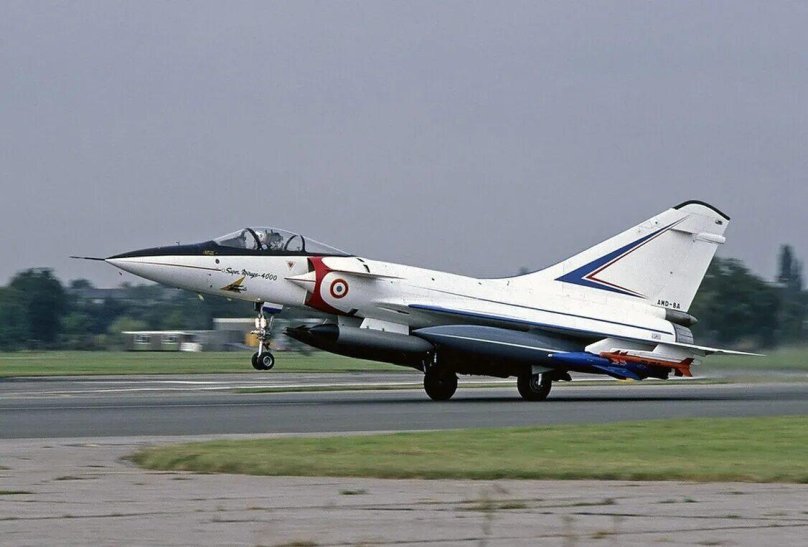 Dassault Breguet Mirage 4000