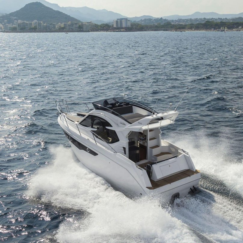 Galeon 300 Fly 2022