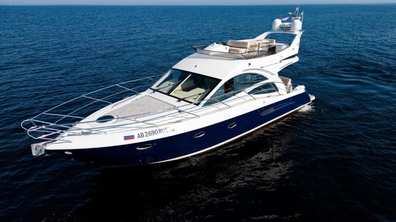 Моторная яхта Galeon 440 Fly