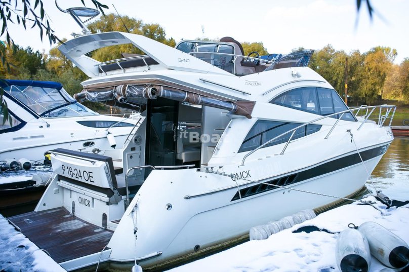 Galeon 340 Fly