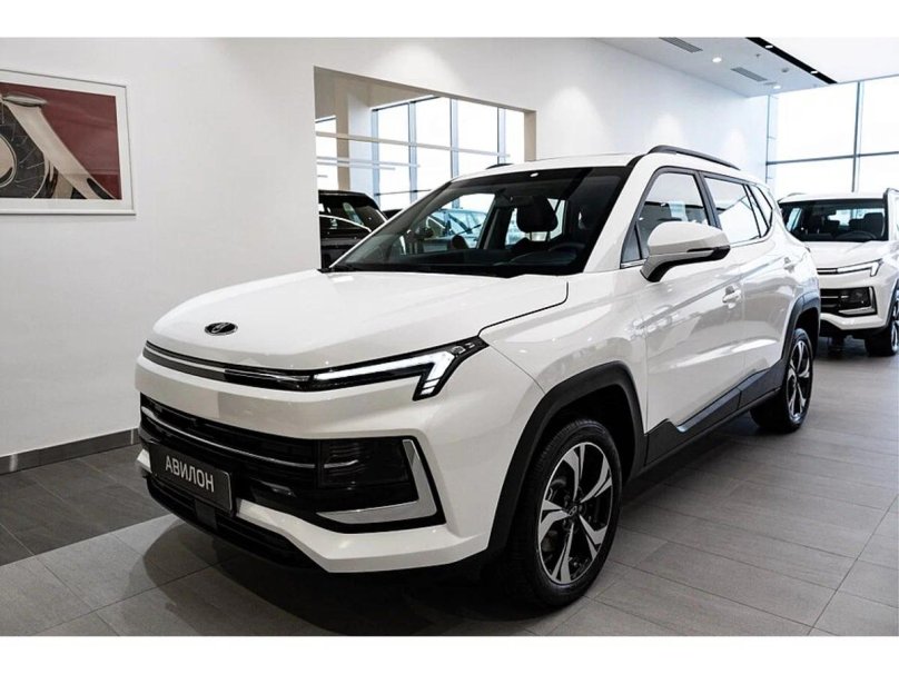 Белый Москвич 3