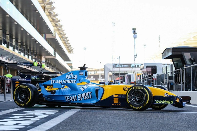 Renault r25 Фернандо Алонсо 2005