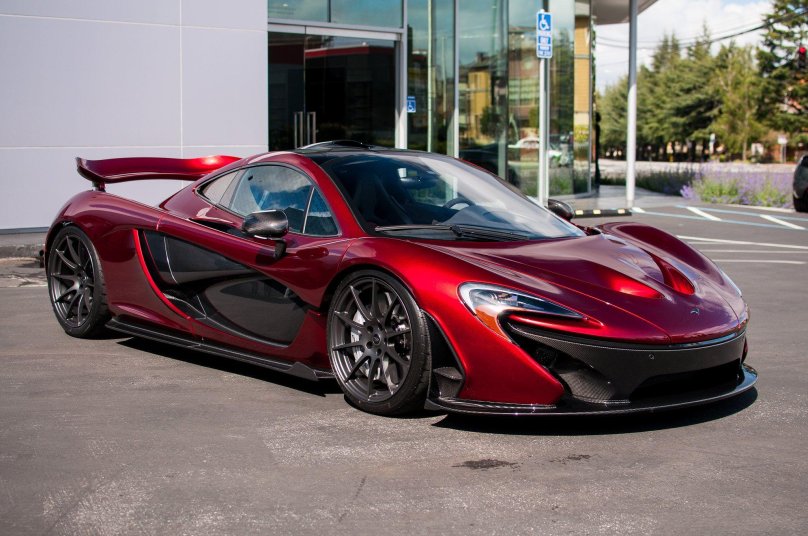 MCLAREN p1 красный